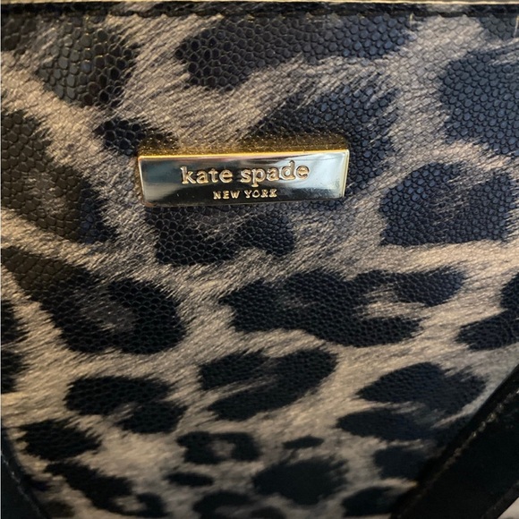 ❗️SOLD❗️🎉HP🎉 Kate Spade Tote Bag - Picture 3 of 11